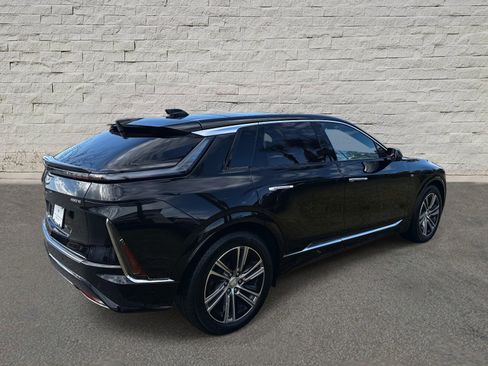 New 2025 Cadillac Lyriq Luxury image 5