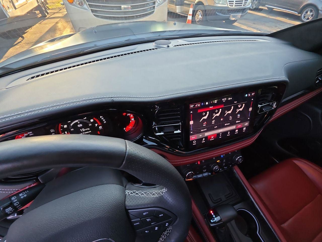 Used 2024 Dodge Durango SRT Hellcat AWD/4WD image 35