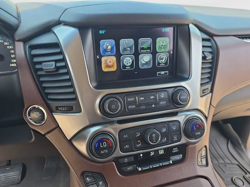 Used 2016 Chevrolet Suburban LTZ AWD/4WD image 30