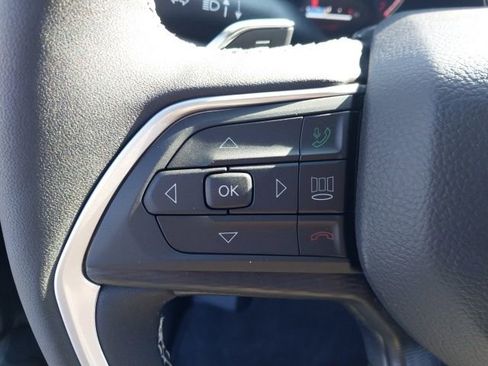 New 2025 Jeep Grand Cherokee Laredo image 9