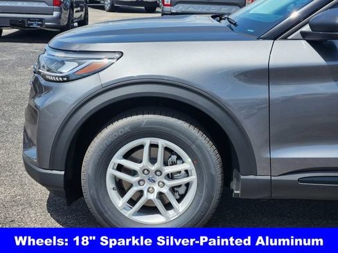 New 2026 Ford Explorer Active RWD image 9
