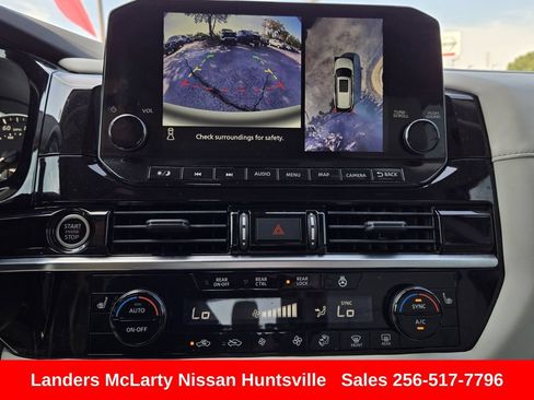 Used 2023 Nissan Pathfinder SL w/ SL Premium Package FWD image 22