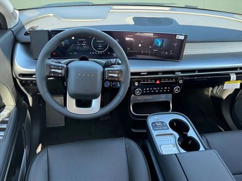 New 2026 Hyundai Ioniq 9 Limited AWD/4WD image 9