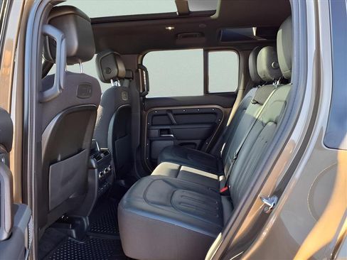 Used 2020 Land Rover Defender 110 X image 13