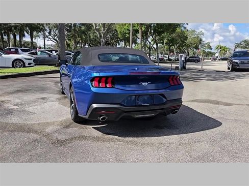 Used 2024 Ford Mustang Convertible image 30