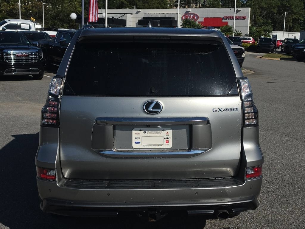 Used 2023 Lexus GX 460 Premium w/ Accessory Package AWD/4WD image 6