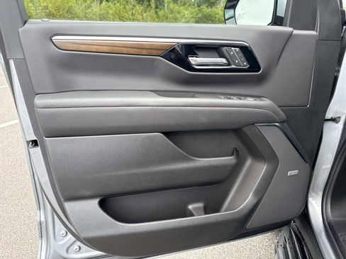 New 2026 Chevrolet Tahoe High Country w/ Sun And Tow Package AWD/4WD image 18