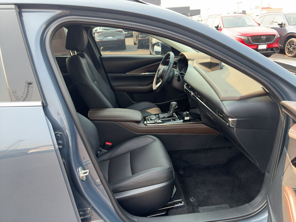 Used 2025 MAZDA CX-30 2.5 Turbo w/ Premium Package AWD/4WD image 18