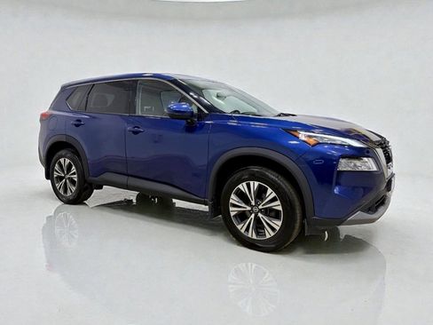 Used 2021 Nissan Rogue SV image 14