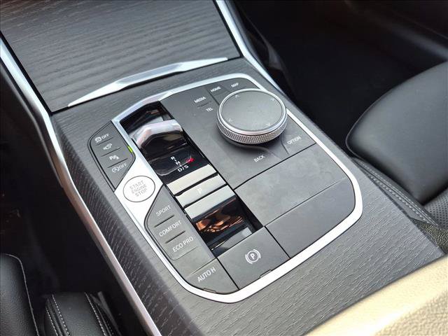 Used 2025 BMW 330i Sedan w/ Convenience Package RWD image 12