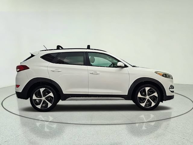 Used 2017 Hyundai Tucson Value AWD/4WD image 7