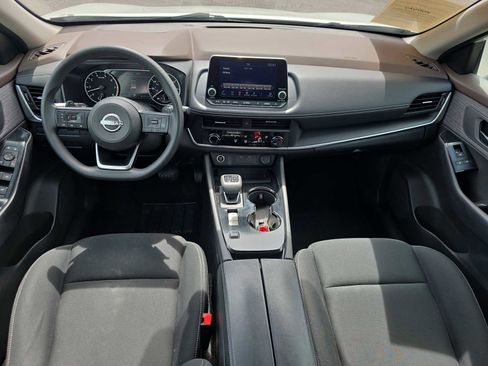 Used 2023 Nissan Rogue S FWD image 13