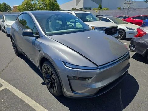 Used 2026 Tesla Model Y AWD image 2