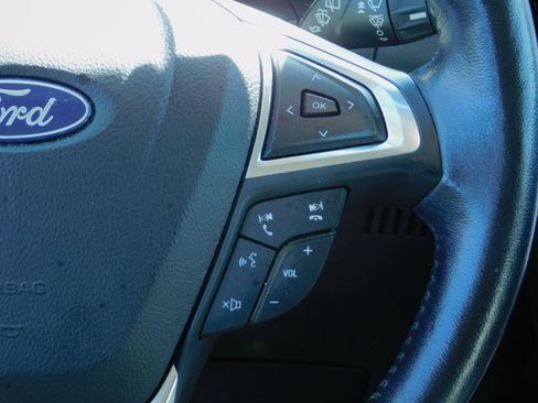 Certified 2022 Ford Edge Titanium image 16