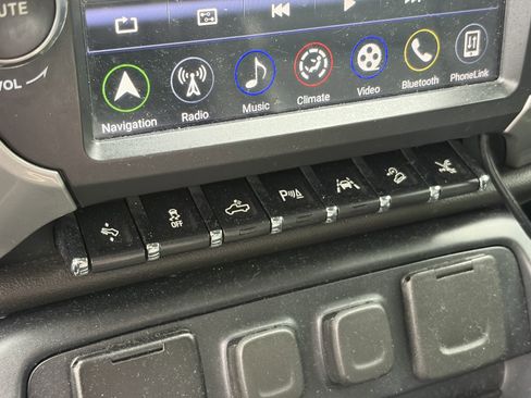 Used 2018 GMC Sierra 1500 Denali w/ Denali Ultimate Package image 16