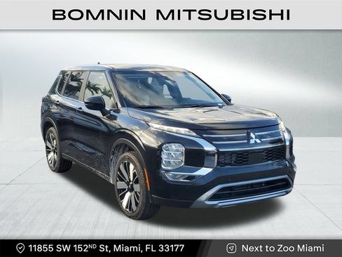 New 2026 Mitsubishi Outlander SE FWD image 1