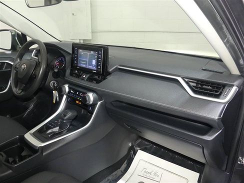 Used 2020 Toyota RAV4 LE w/ All Weather Liner Package AWD/4WD image 23