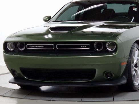 Used 2022 Dodge Challenger GT image 4