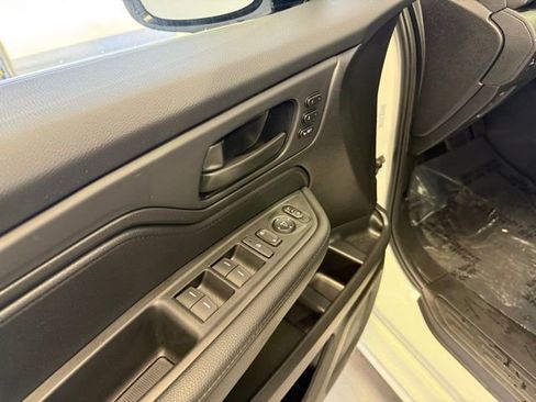Used 2025 Honda Odyssey Sport-L image 12