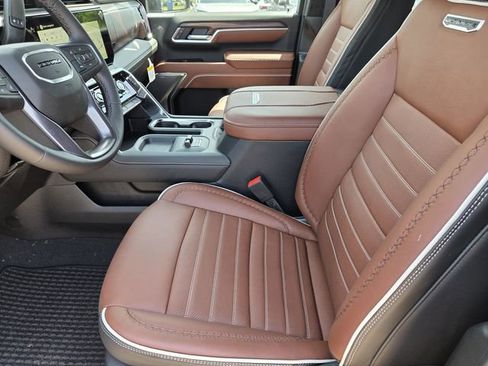 New 2026 GMC Sierra 3500 Denali Ultimate AWD/4WD image 25