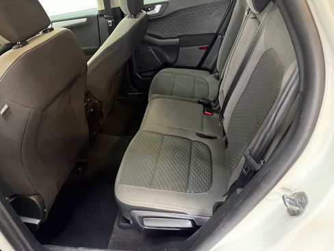 Certified 2020 Ford Escape SE image 37
