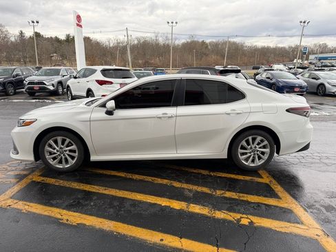 Used 2023 Toyota Camry LE image 8