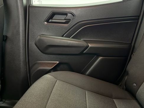 Used 2024 Chevrolet Colorado W/T image 31