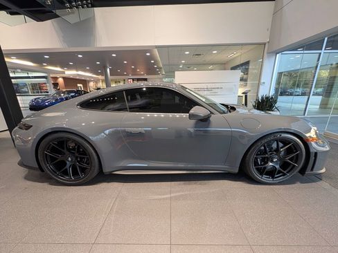 New 2026 Porsche 911 GT3 image 8