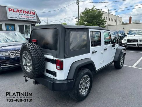 Used 2017 Jeep Wrangler Unlimited Rubicon w/ Connectivity Group AWD/4WD image 5