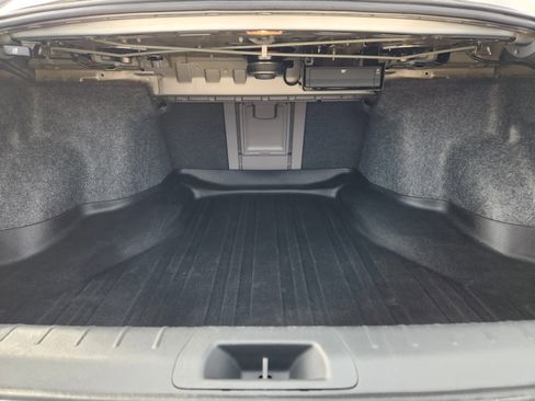 Used 2012 Honda Accord EX-L image 31