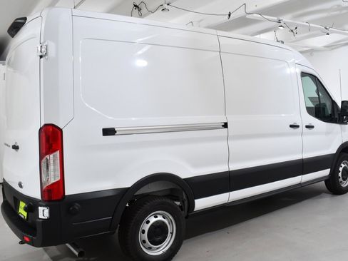 New 2025 Ford Transit 250 148 Medium Roof w/ Interior Upgrade Package image 7
