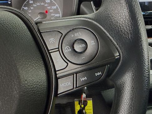 Used 2025 Toyota Corolla LE image 15