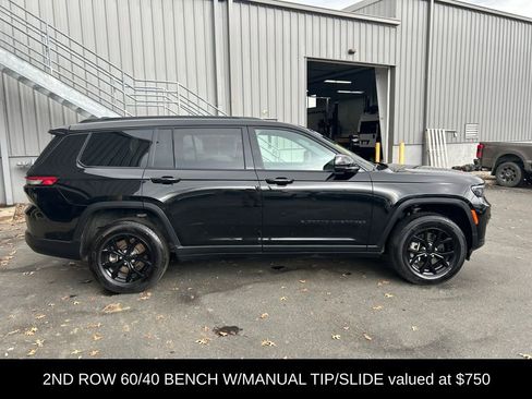 Used 2024 Jeep Grand Cherokee L Laredo image 2