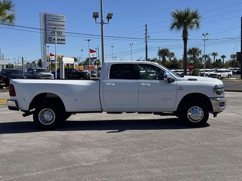 New 2026 RAM 3500 Laramie w/ Towing Technology Group AWD/4WD image 7