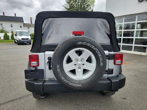 Used 2017 Jeep Wrangler Unlimited Sport w/ Quick Order Package 24S AWD/4WD image 14