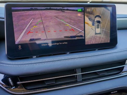 Certified 2023 INFINITI QX60 Luxe w/ Performance Audio Package image 18