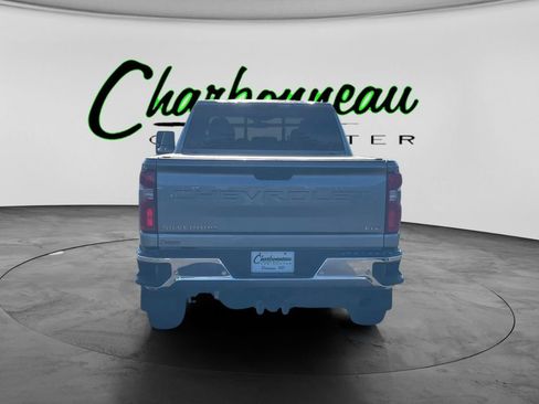 Used 2024 Chevrolet Silverado 2500 LTZ w/ LTZ Convenience Package AWD/4WD image 4