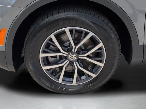 Used 2021 Volkswagen Tiguan S image 14