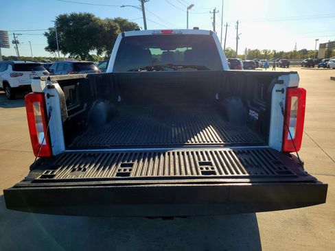 Used 2024 Ford F250 XLT image 27