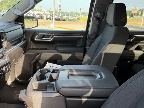 Used 2026 Chevrolet Silverado 1500 RST AWD/4WD image 11