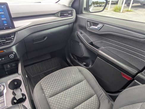 Used 2024 Ford Escape Active w/ Tech Pack #2 FWD image 17