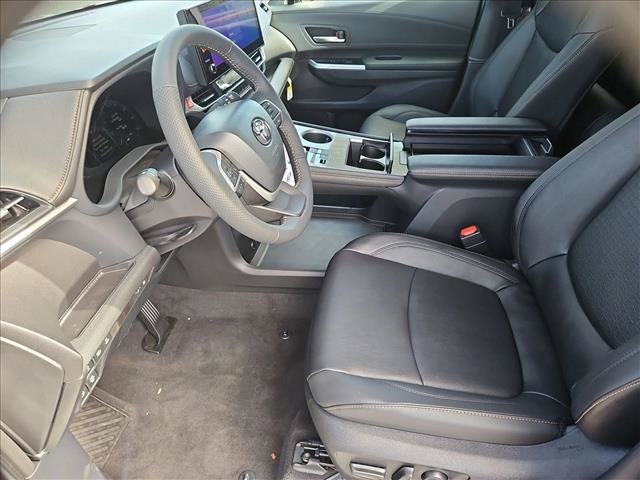 New 2026 Toyota Sienna XLE Woodland Edition AWD/4WD image 4