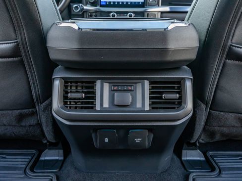 Used 2025 Ford F150 Lariat w/ Equipment Group 502A High AWD/4WD image 35