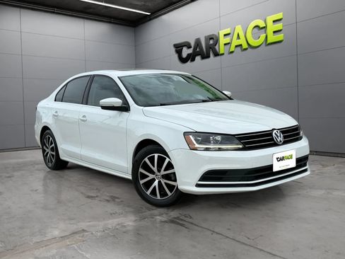 Used 2017 Volkswagen Jetta SE FWD image 1