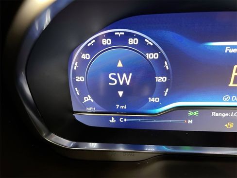 Used 2024 Chevrolet Tahoe High Country image 12