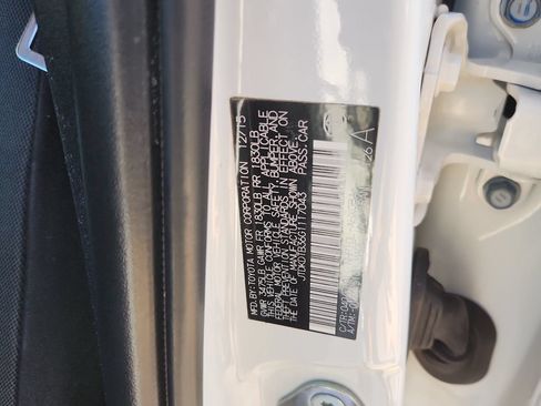 Used 2016 Toyota Prius C Three FWD image 17