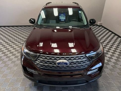 Used 2023 Ford Explorer XLT w/ Equipment Group 202A AWD/4WD image 5