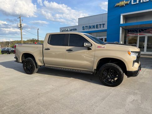 Used 2022 Chevrolet Silverado 1500 LT Trail Boss w/ Protection Package image 2