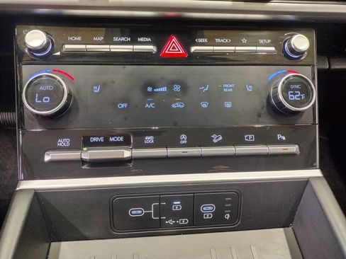 Certified 2024 Hyundai Santa Fe SEL AWD/4WD image 35