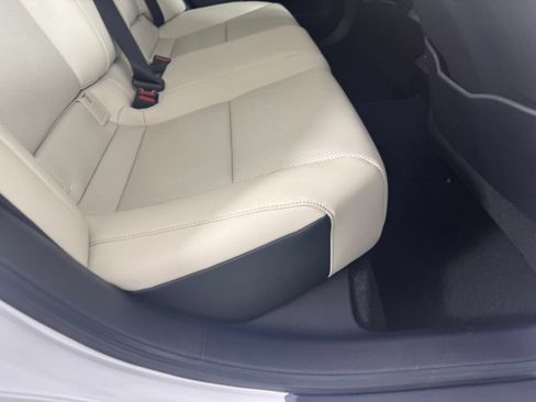 Used 2024 Lexus ES 350 w/ Premium Package FWD image 33